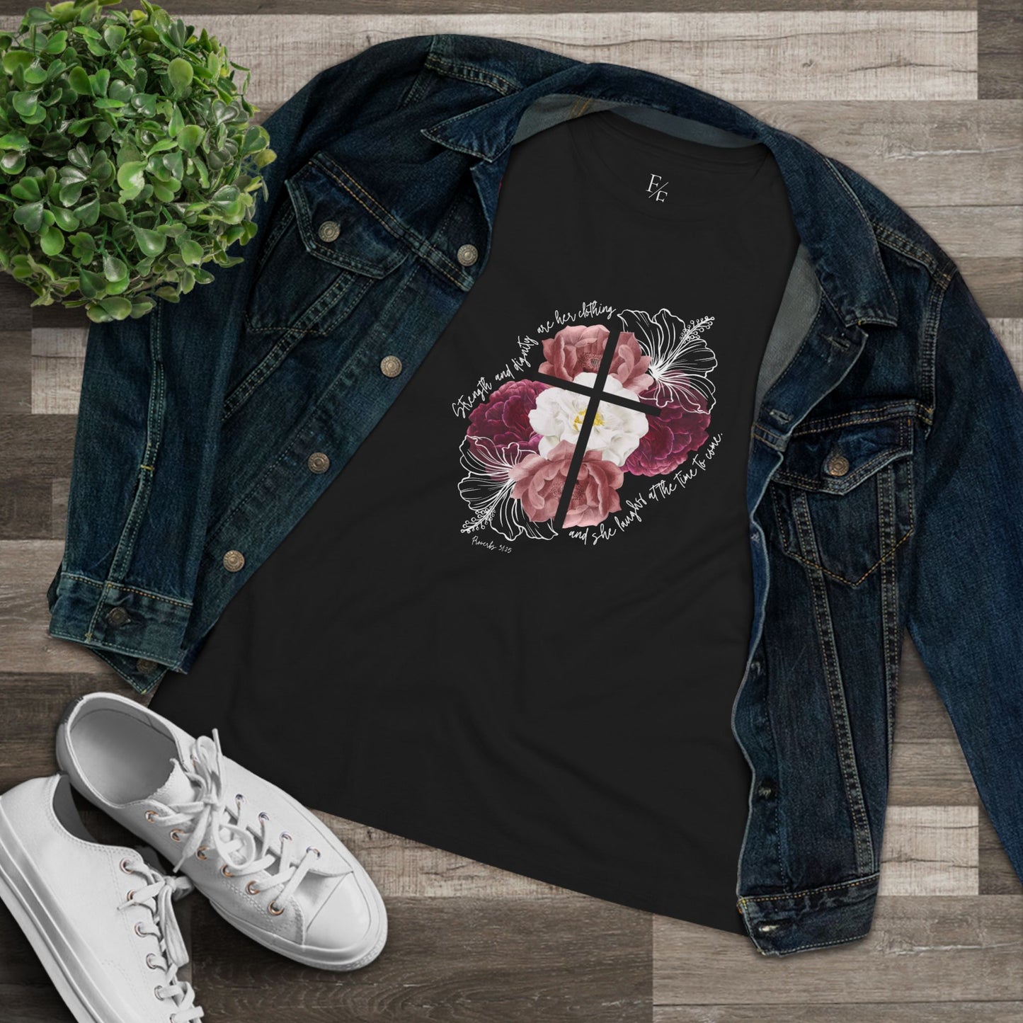 Cross Shirt for Women| Faith Blossoms Tee - Faith & Familyhood Co.